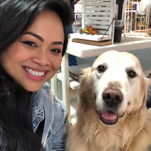 Meet your Posher! - Picture 4 of 7